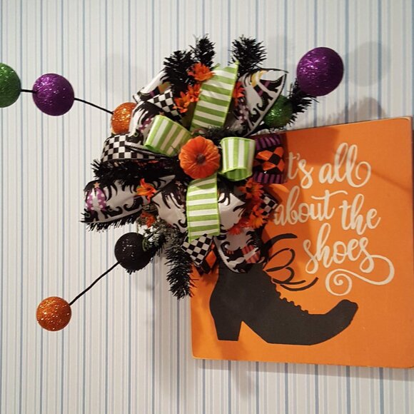 It's All About The Shoes Witch Boot Wall Hanging Decor, Halloween Sign w Ribbon - Picture 7 of 9